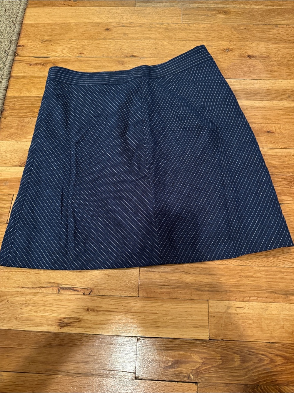 DKNY Navy Pinstripe A-Line Skirt size 2